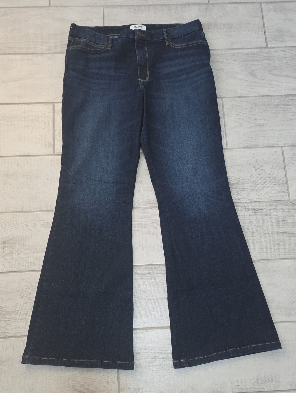 Wrangler Bespoke Flare Women's Size 36x30 Dark Wash Stretch Rodeo Cowgirl